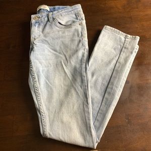 Women’s 711 Skinny Levi Jeans